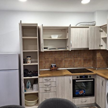 Black Eagle Central Unirii Square, 2 King Size Bedrooms, Free Private Parking Gran Varadino Esterno foto